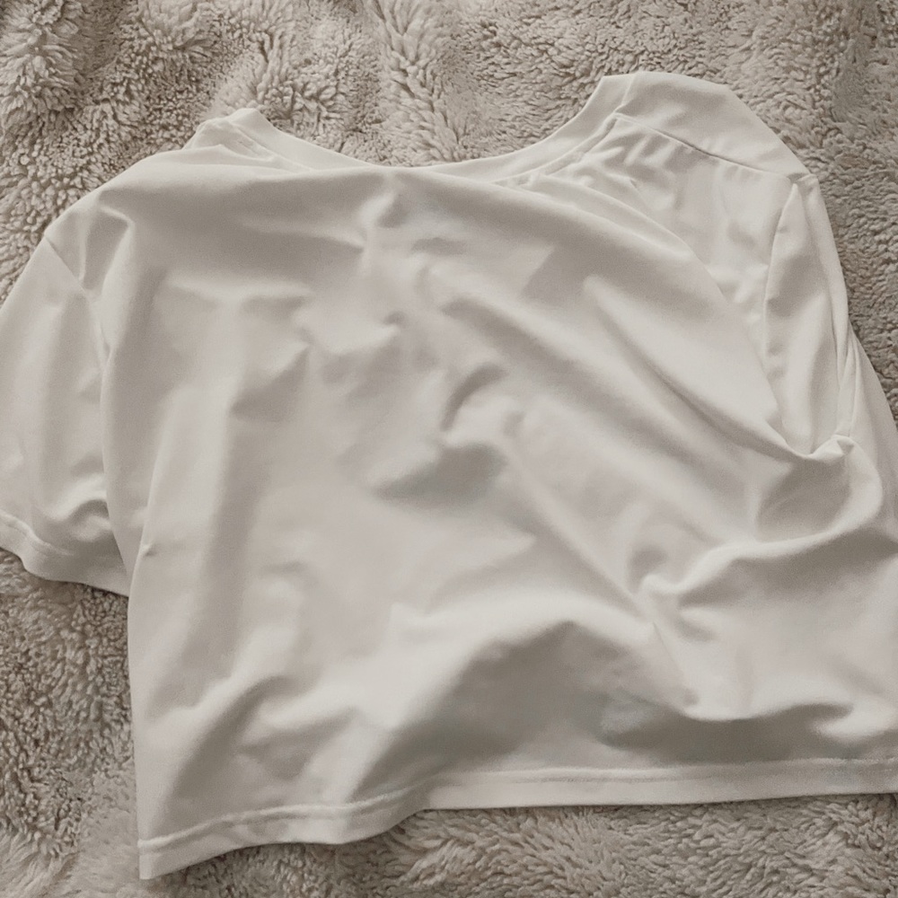 white flowy crop top